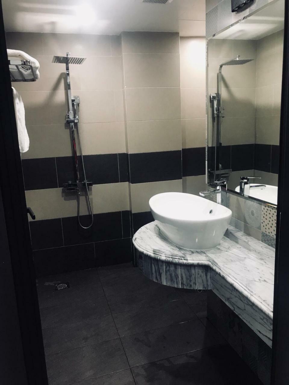 Kim Hotel Hanoi Exterior photo